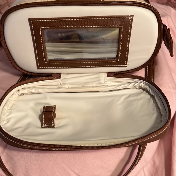 NWOT L’EGENT purse - Picture 3 of 7